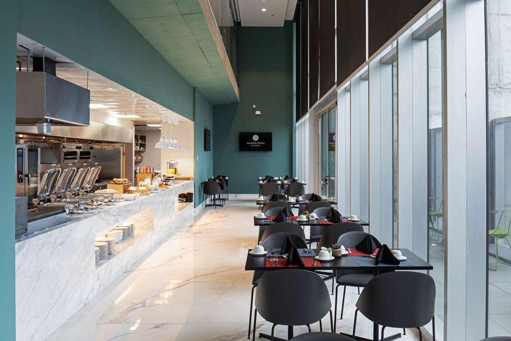 Hotel Galeria Plaza Monterrey Ristorante foto The Lounge at KLIA